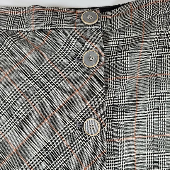 ZARA Basic Plaid mini skirt - Picture 4 of 9